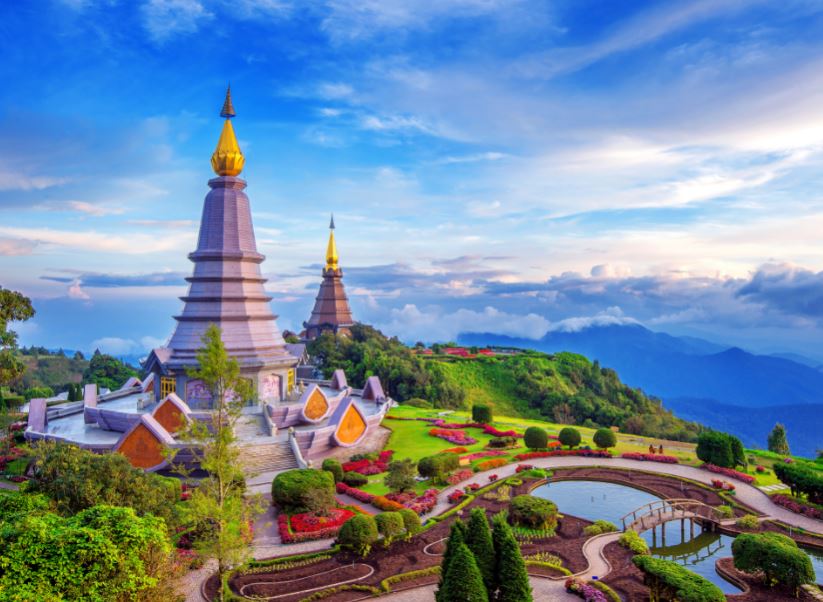 thailand chiang mai temple mountain pagoda